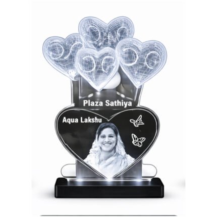 illusion with heart engraving